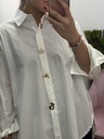 Camisa blanca oversize deco
